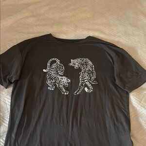 SHEIN Grey Tee with White Tiger Print